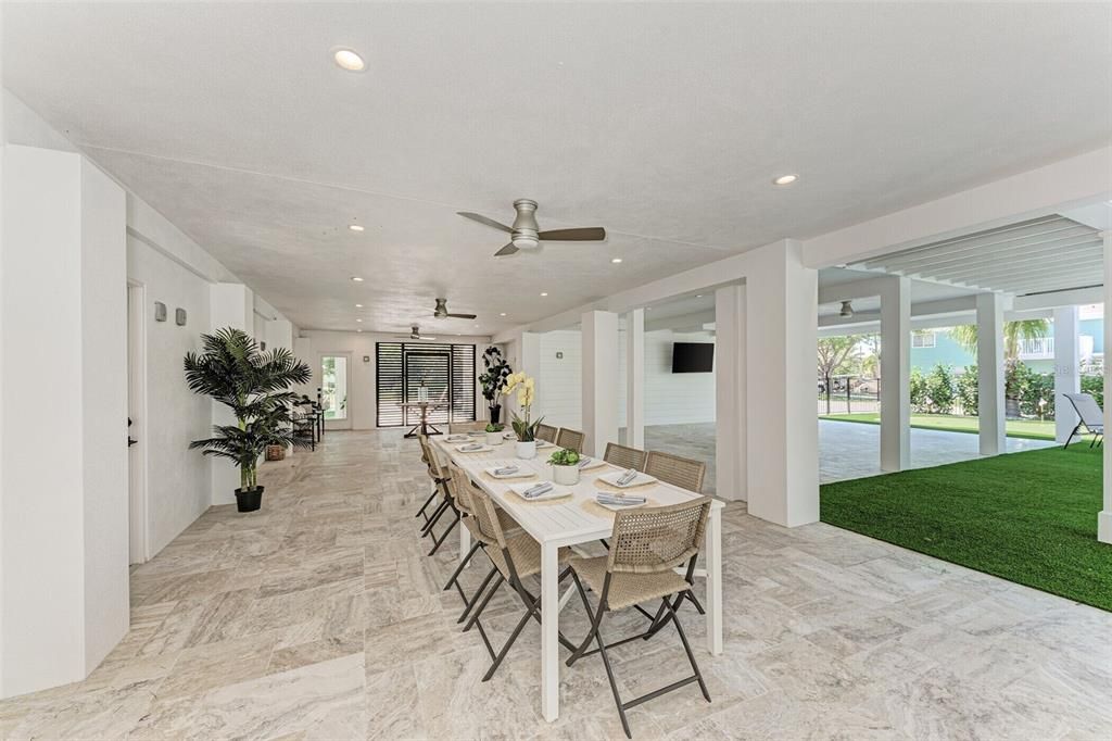 For Sale: $3,650,000 (4 beds, 3 baths, 2122 Square Feet)