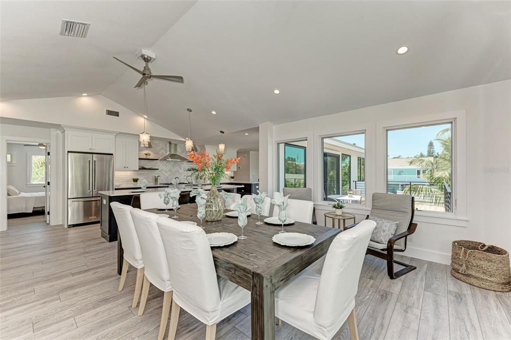 For Sale: $3,650,000 (4 beds, 3 baths, 2122 Square Feet)