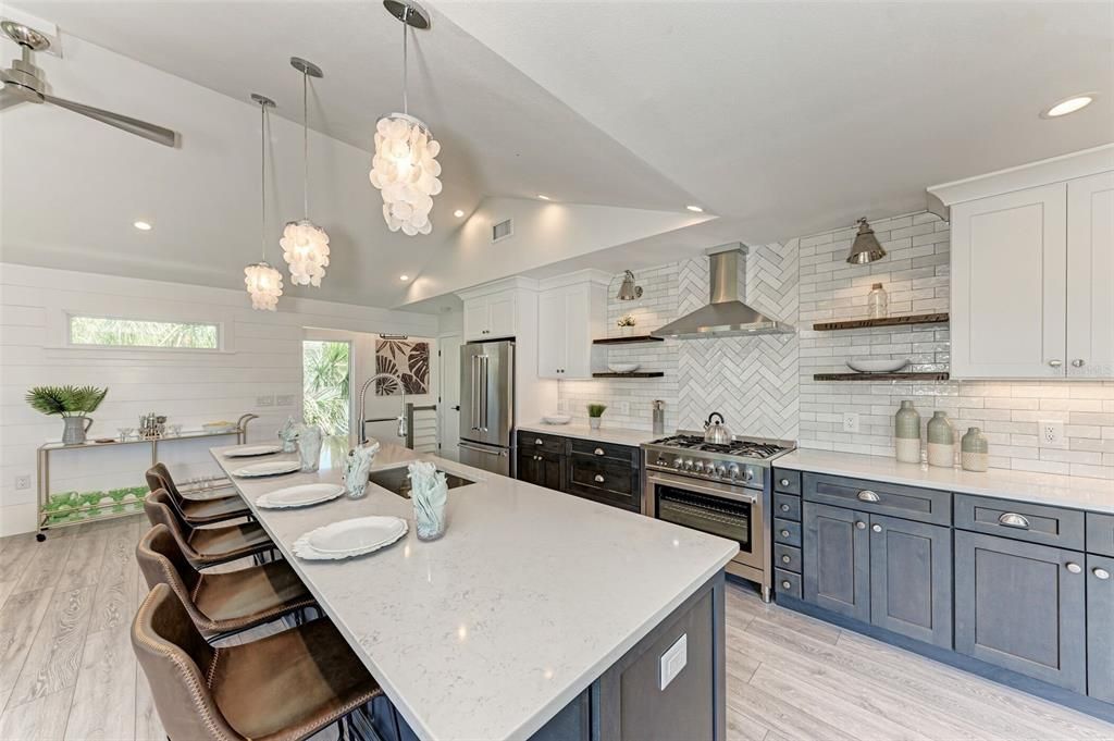For Sale: $3,650,000 (4 beds, 3 baths, 2122 Square Feet)