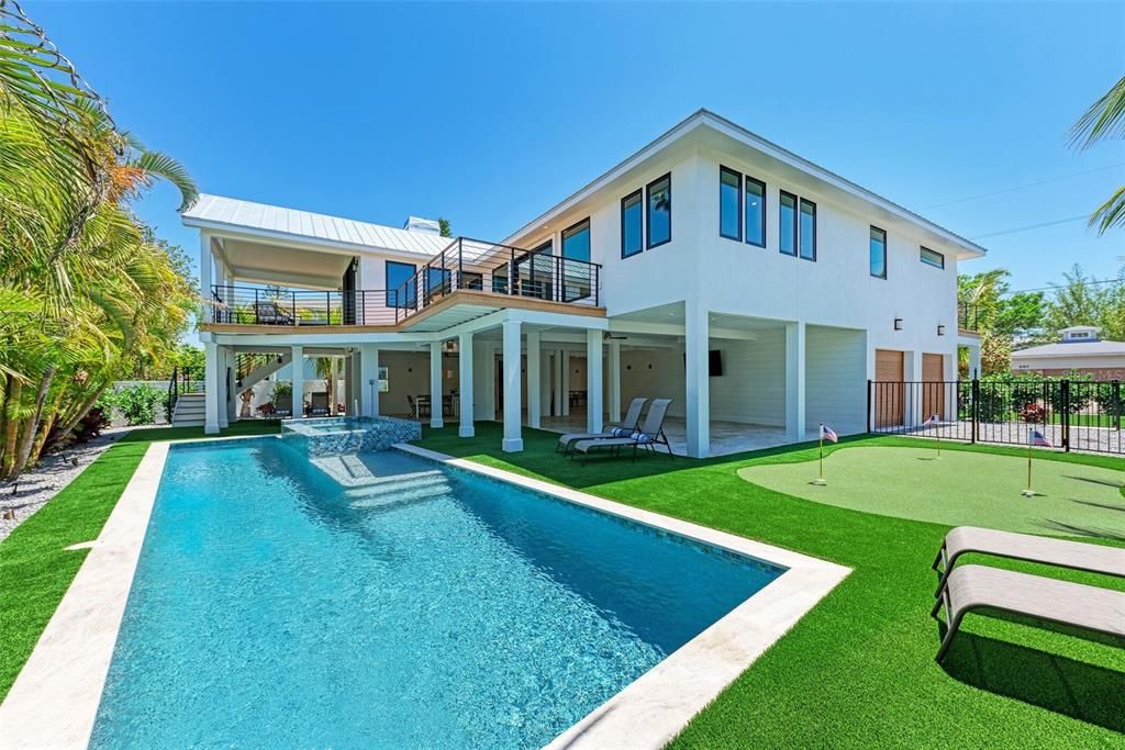 For Sale: $3,650,000 (4 beds, 3 baths, 2122 Square Feet)
