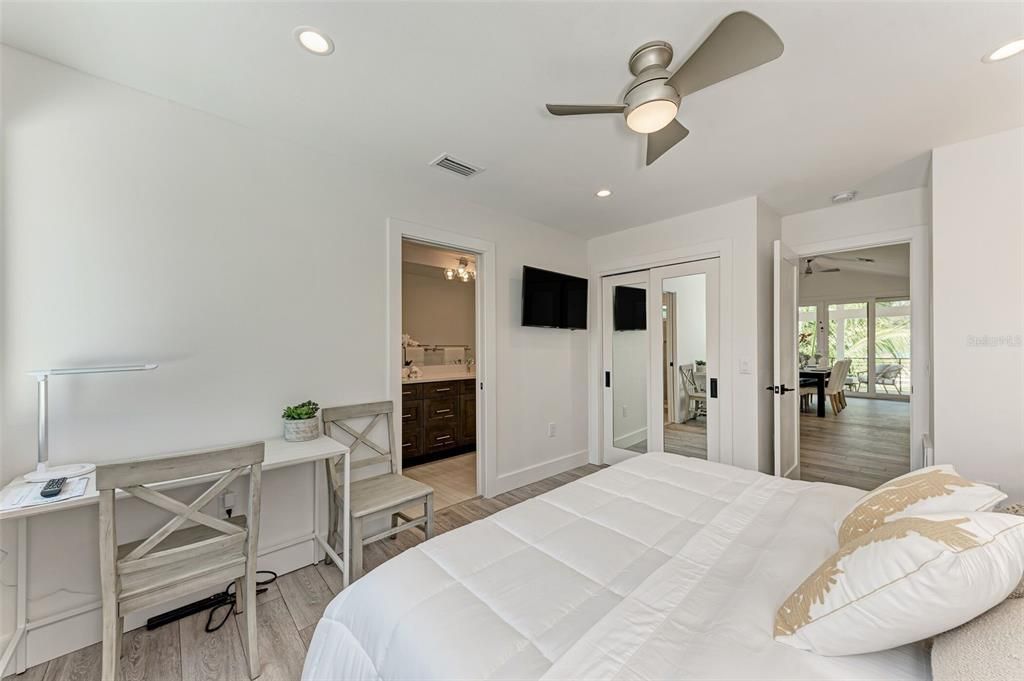 For Sale: $3,650,000 (4 beds, 3 baths, 2122 Square Feet)