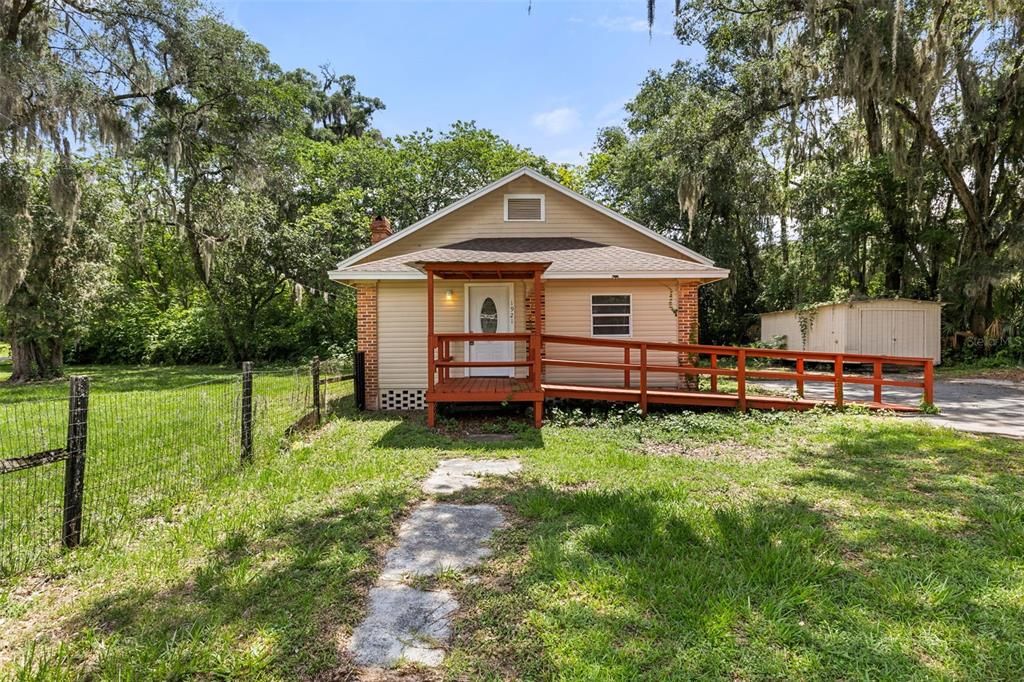 For Sale: $465,000 (0 beds, 0 baths, 1070 Square Feet)