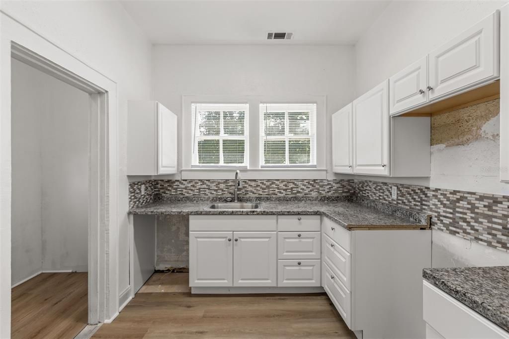 For Sale: $465,000 (0 beds, 0 baths, 1070 Square Feet)
