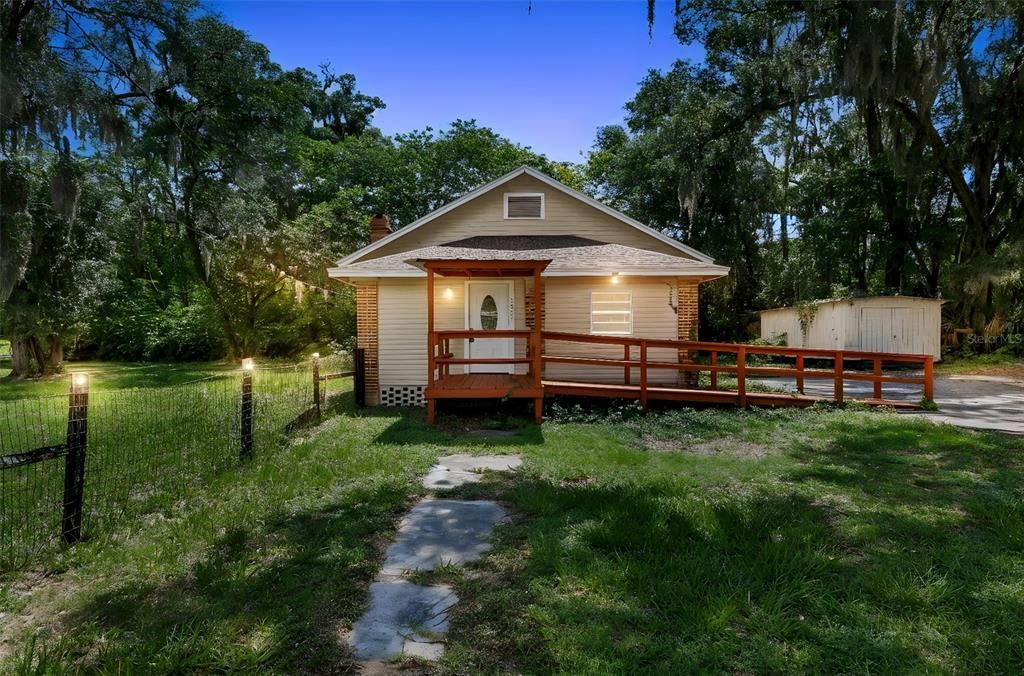 For Sale: $465,000 (0 beds, 0 baths, 1070 Square Feet)