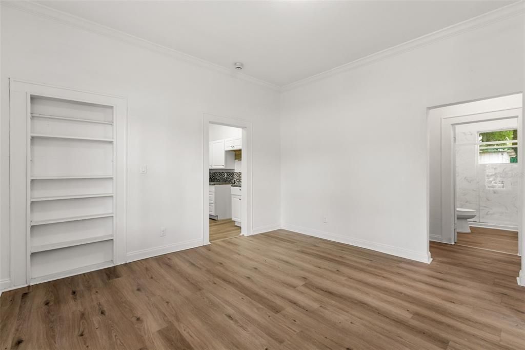 For Sale: $465,000 (0 beds, 0 baths, 1070 Square Feet)