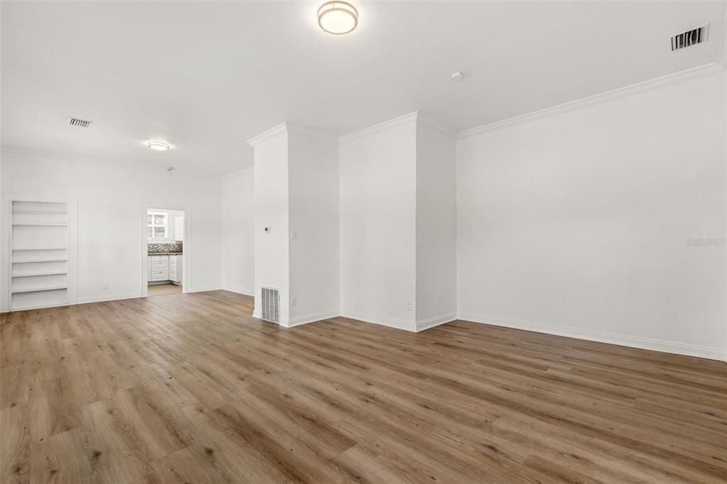 For Sale: $465,000 (0 beds, 0 baths, 1070 Square Feet)