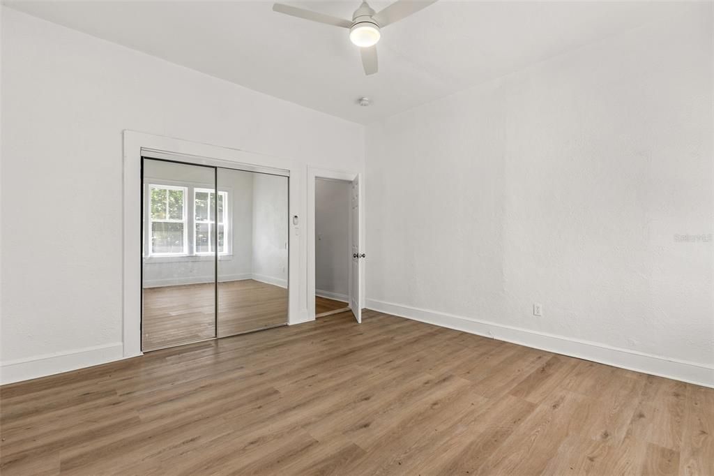 For Sale: $465,000 (0 beds, 0 baths, 1070 Square Feet)