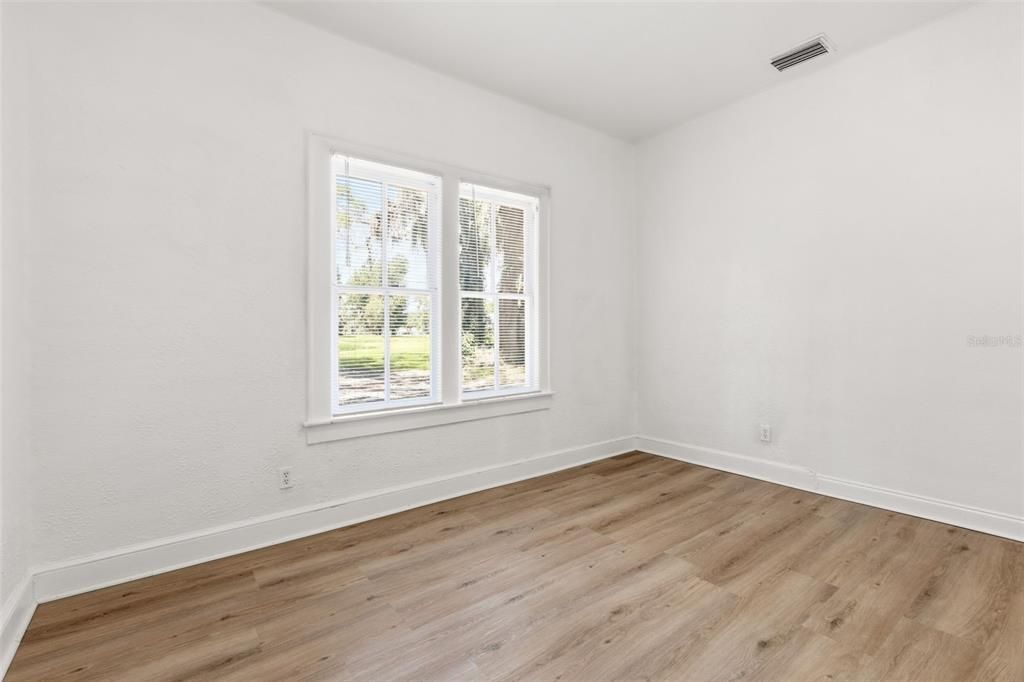 For Sale: $465,000 (0 beds, 0 baths, 1070 Square Feet)