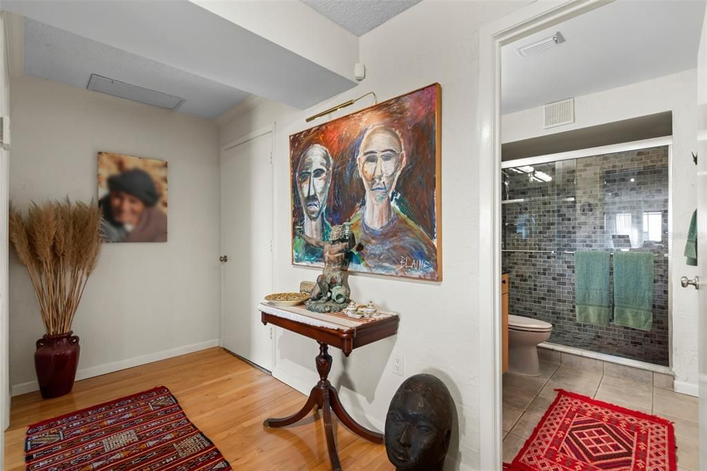 For Sale: $2,800,000 (4 beds, 3 baths, 2760 Square Feet)