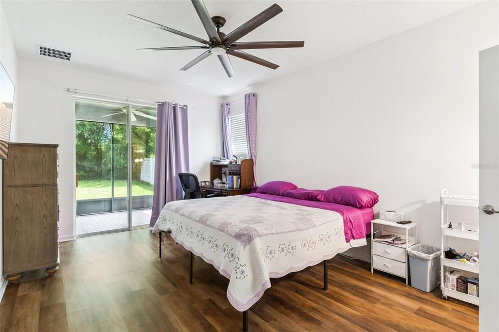 For Sale: $420,000 (4 beds, 3 baths, 2380 Square Feet)