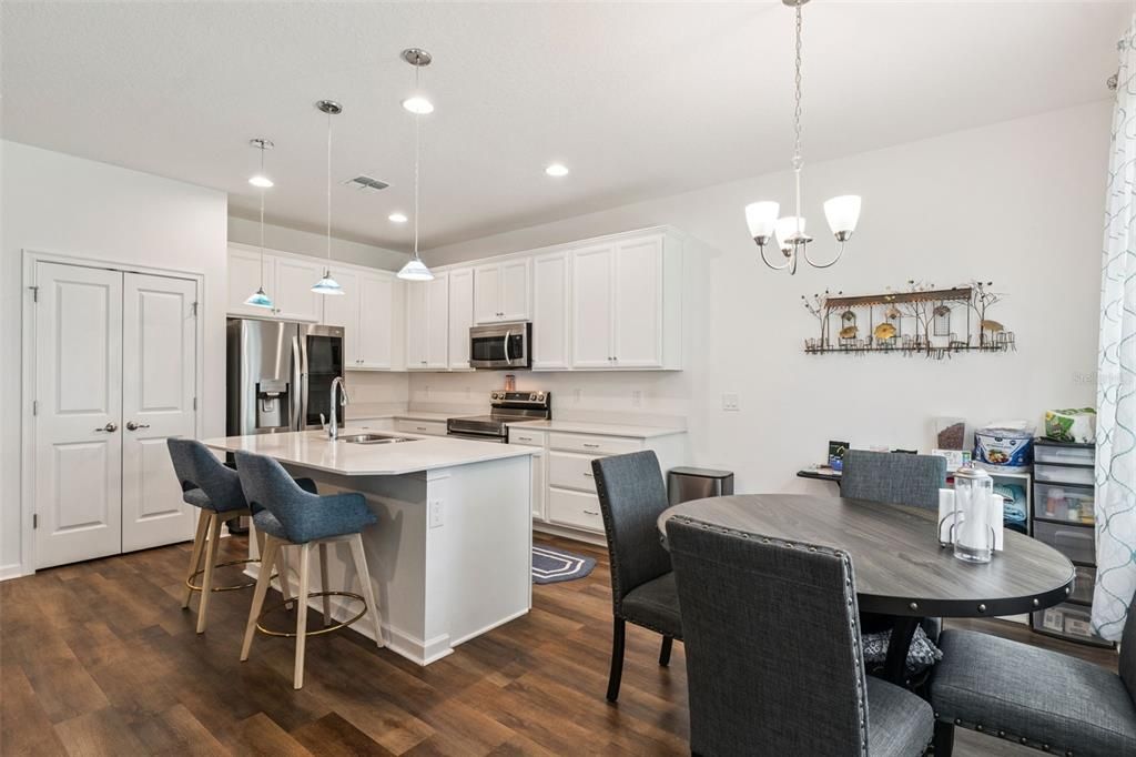 For Sale: $420,000 (4 beds, 3 baths, 2380 Square Feet)