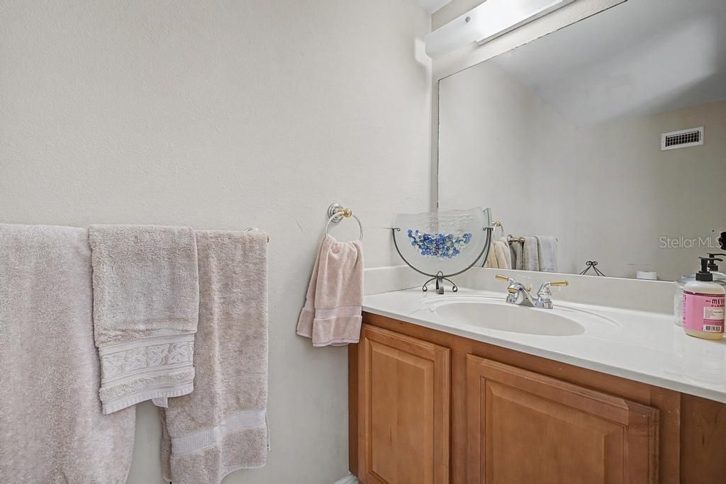 For Sale: $700,000 (3 beds, 2 baths, 1989 Square Feet)