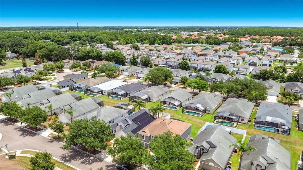 На продажу: $425,000 (4 спален, 2 ванн, 1397 Квадратных фут)