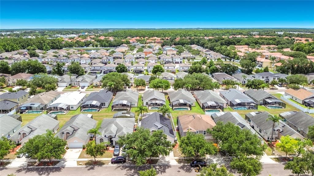 На продажу: $425,000 (4 спален, 2 ванн, 1397 Квадратных фут)