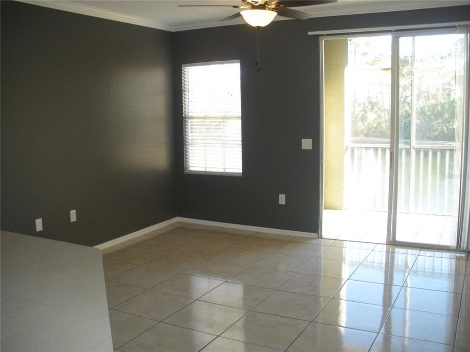 For Rent: $1,995 (3 beds, 2 baths, 1615 Square Feet)