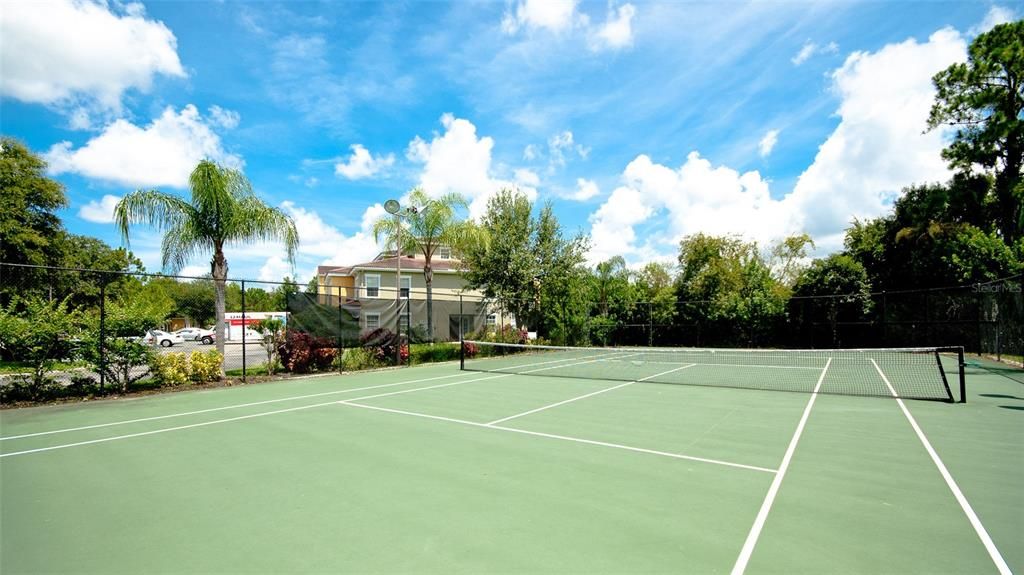 For Rent: $1,995 (3 beds, 2 baths, 1615 Square Feet)