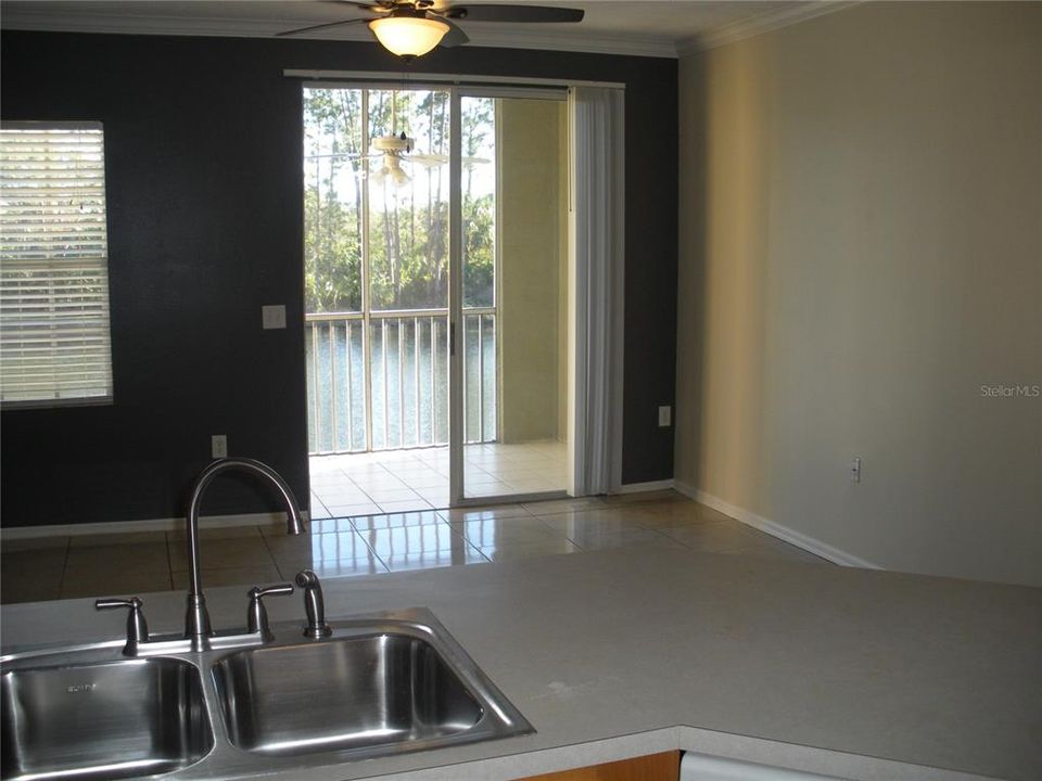 For Rent: $1,995 (3 beds, 2 baths, 1615 Square Feet)