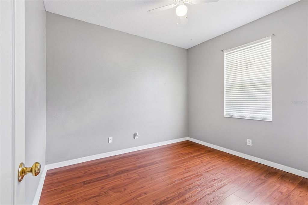 For Sale: $370,000 (4 beds, 2 baths, 1825 Square Feet)