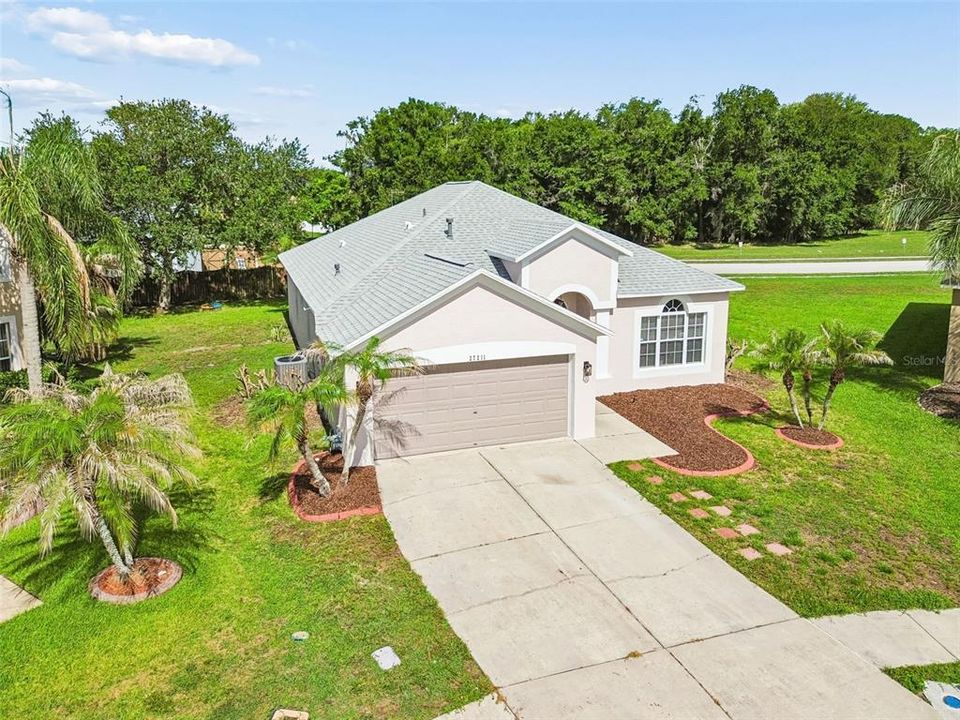 For Sale: $370,000 (4 beds, 2 baths, 1825 Square Feet)