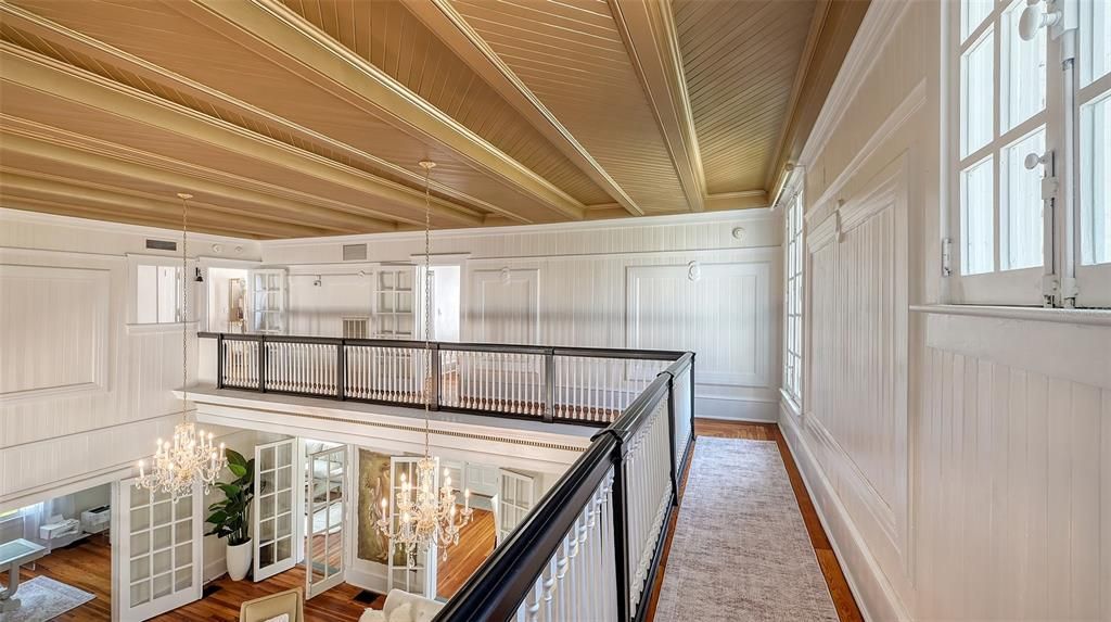 For Sale: $2,150,000 (5 beds, 4 baths, 4782 Square Feet)