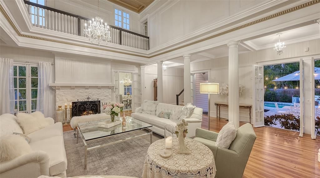 For Sale: $2,150,000 (5 beds, 4 baths, 4782 Square Feet)