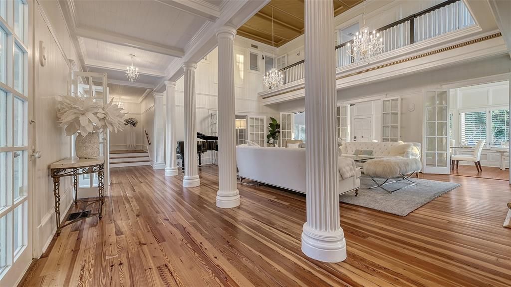 For Sale: $2,150,000 (5 beds, 4 baths, 4782 Square Feet)