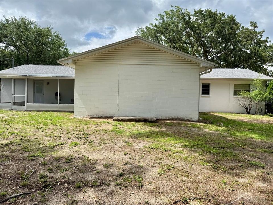 For Sale: $339,900 (3 beds, 2 baths, 1708 Square Feet)