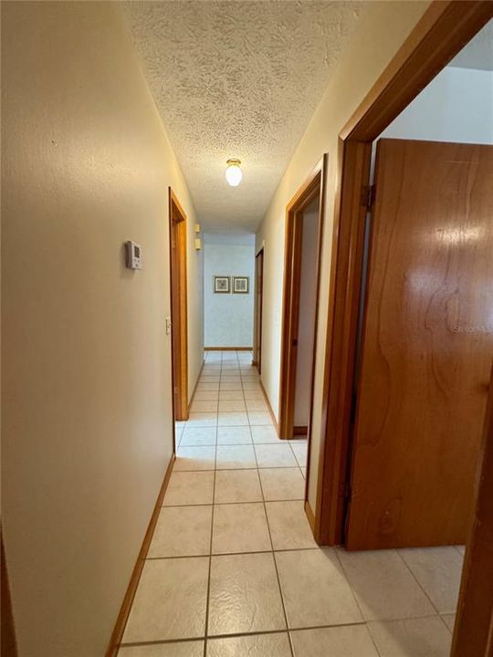 For Sale: $339,900 (3 beds, 2 baths, 1708 Square Feet)