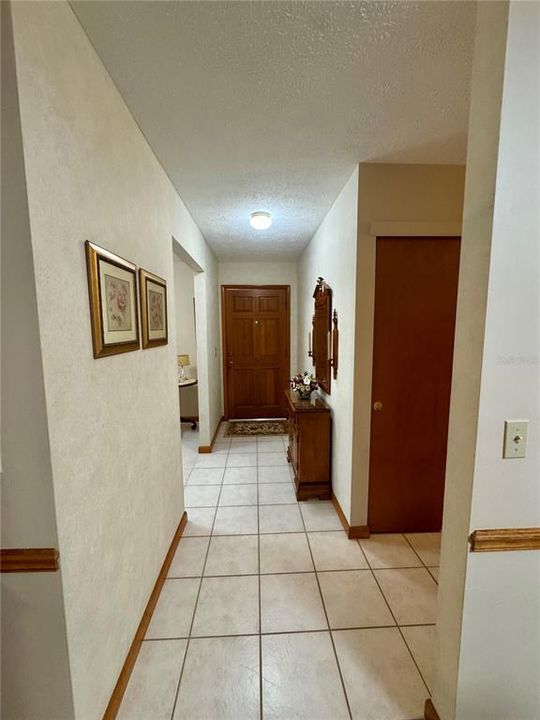 For Sale: $339,900 (3 beds, 2 baths, 1708 Square Feet)