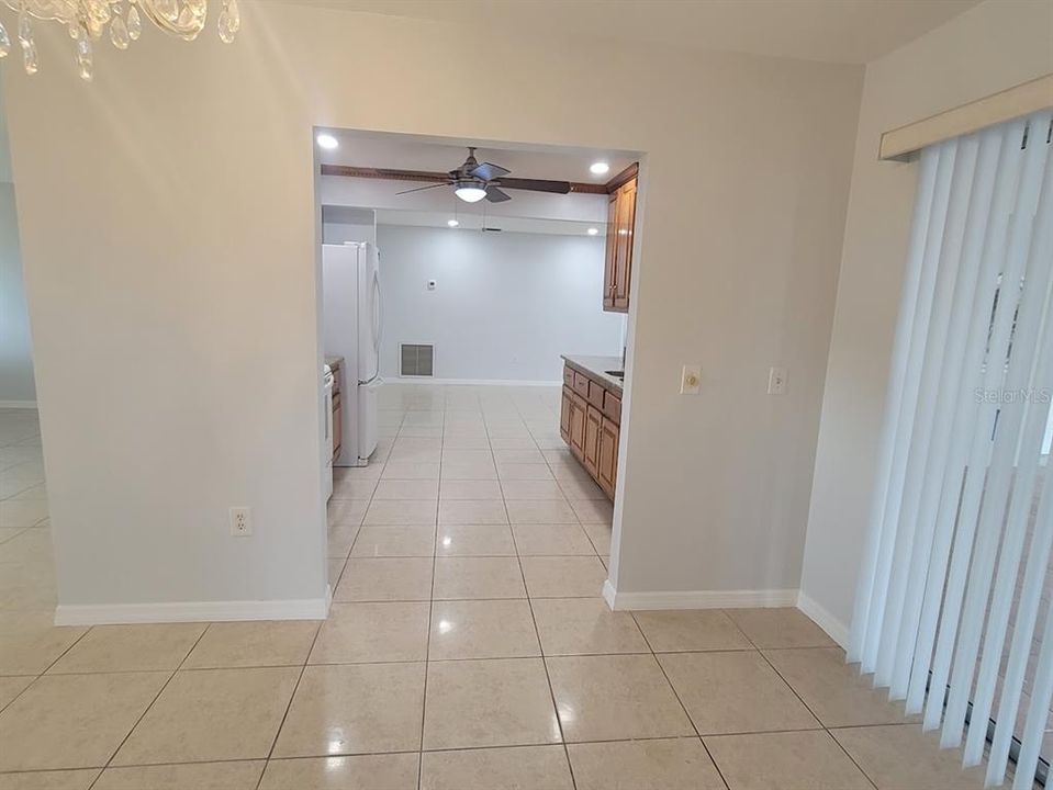 En Venta: $265,000 (3 camas, 2 baños, 1648 Pies cuadrados)
