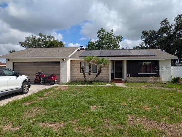 For Sale: $315,000 (3 beds, 2 baths, 1300 Square Feet)