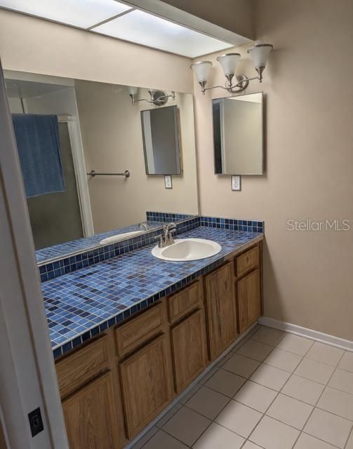 For Sale: $315,000 (3 beds, 2 baths, 1300 Square Feet)