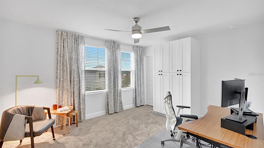 For Sale: $659,000 (5 beds, 3 baths, 3296 Square Feet)