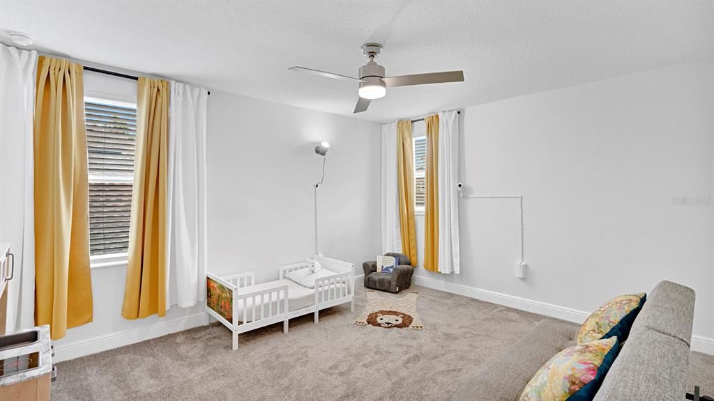 For Sale: $659,000 (5 beds, 3 baths, 3296 Square Feet)