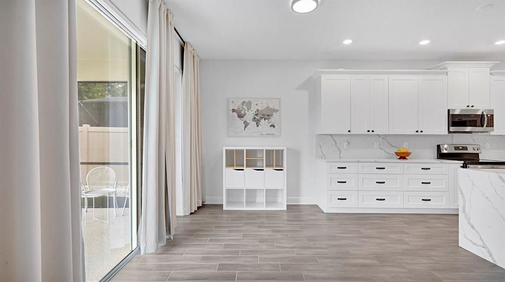 For Sale: $659,000 (5 beds, 3 baths, 3296 Square Feet)