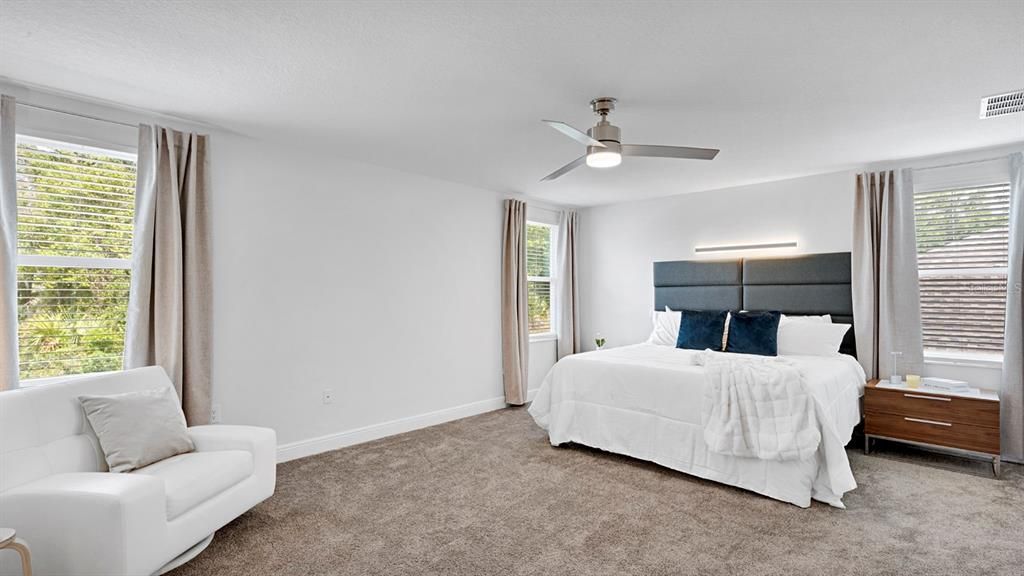 For Sale: $659,000 (5 beds, 3 baths, 3296 Square Feet)