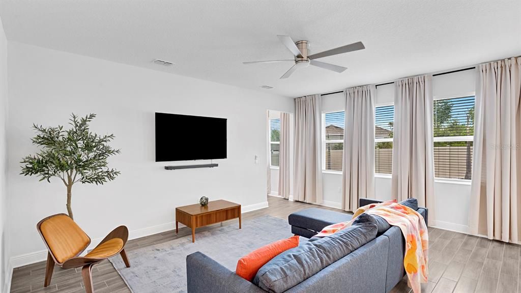 For Sale: $659,000 (5 beds, 3 baths, 3296 Square Feet)
