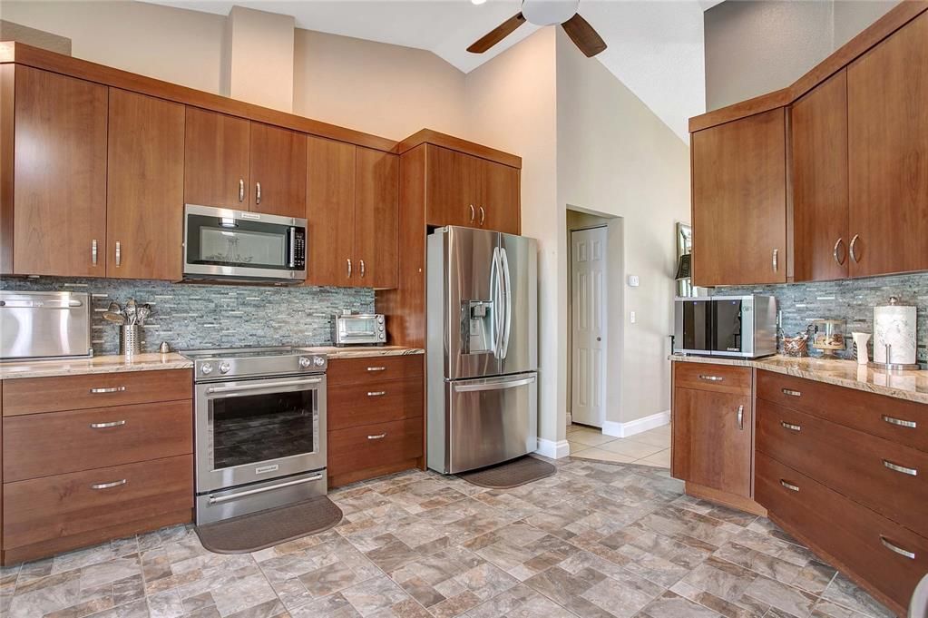 For Sale: $1,100,000 (0 beds, 0 baths, 1825 Square Feet)