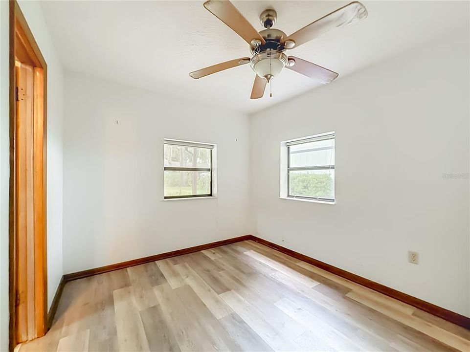 For Sale: $465,000 (3 beds, 2 baths, 1504 Square Feet)