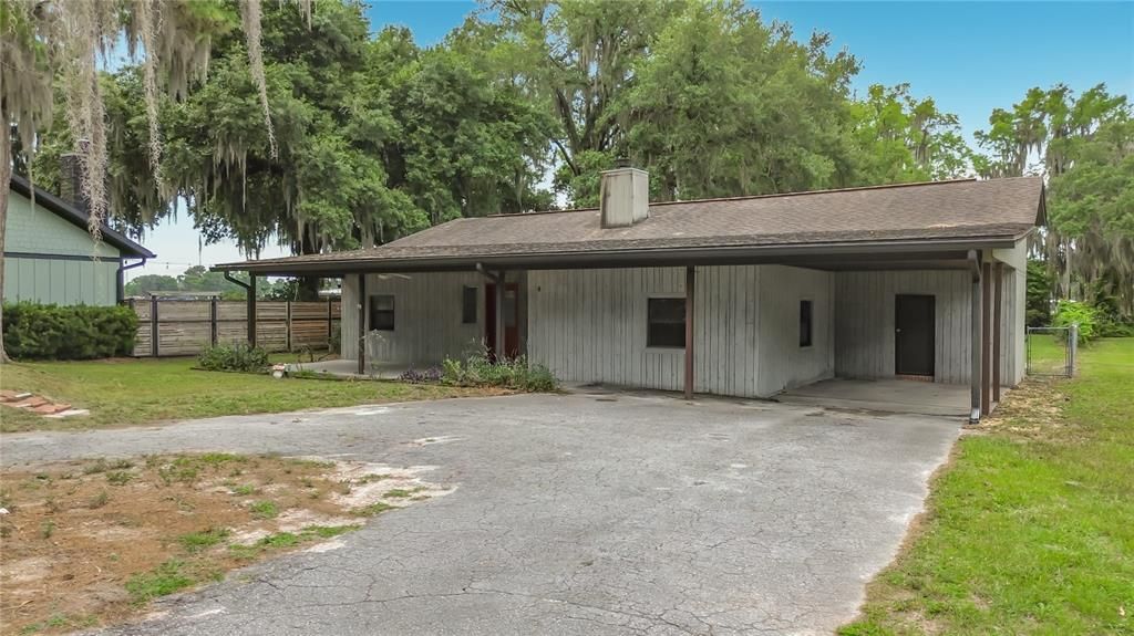For Sale: $465,000 (3 beds, 2 baths, 1504 Square Feet)