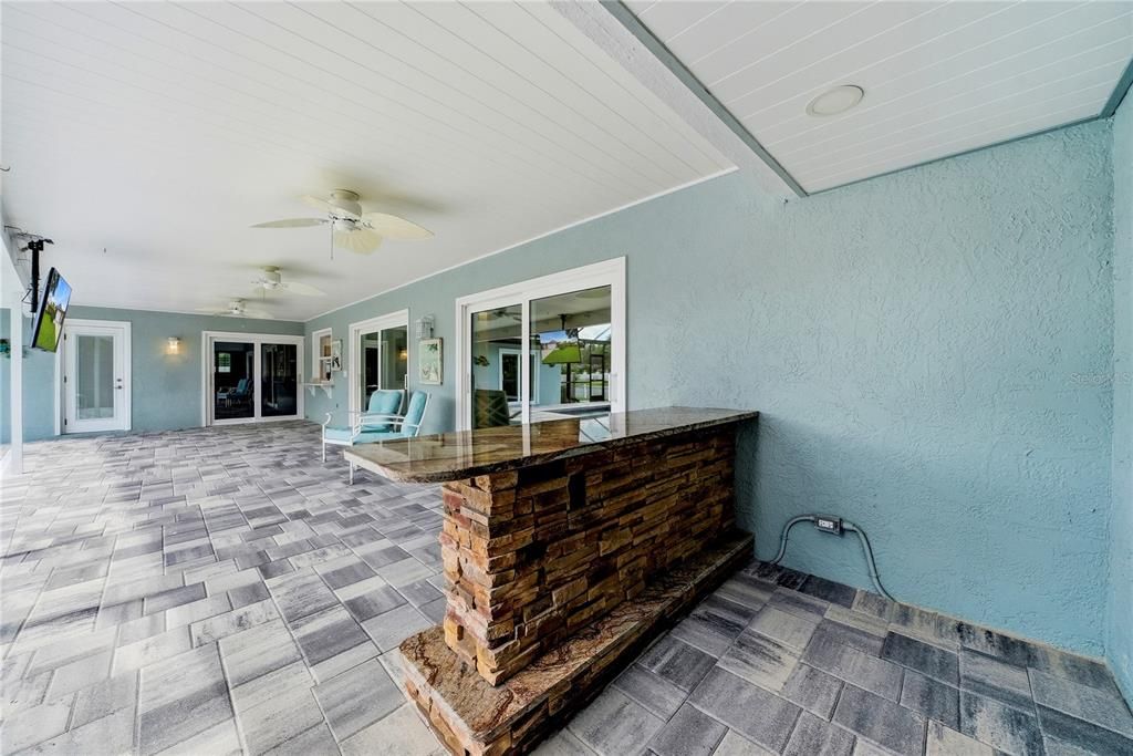 For Rent: $4,100 (3 beds, 2 baths, 2250 Square Feet)