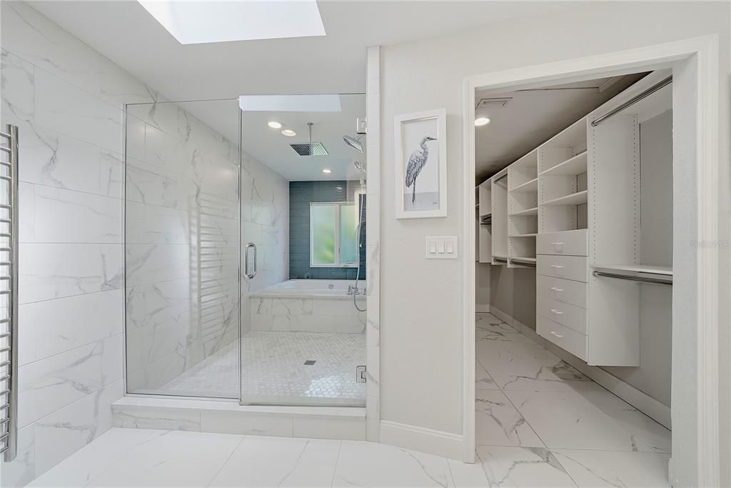 For Rent: $4,100 (3 beds, 2 baths, 2250 Square Feet)