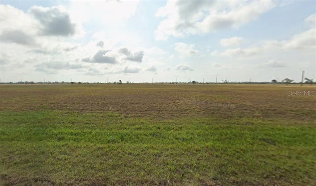 待售: $34,000 (0.76 acres)