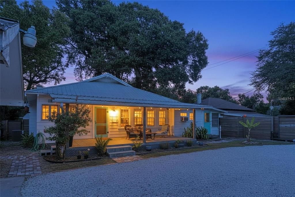 For Rent: $2,700 (3 beds, 2 baths, 1767 Square Feet)