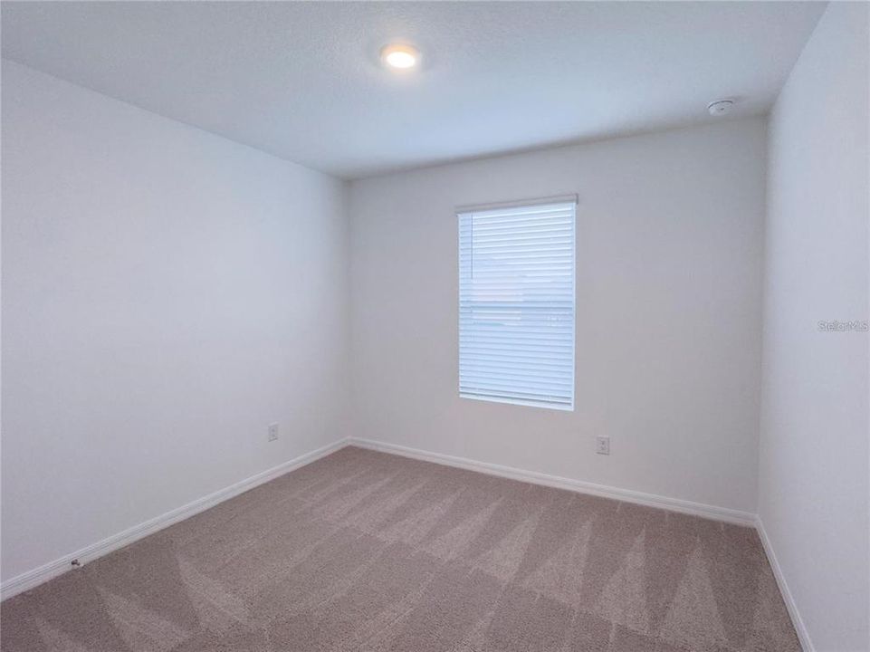 For Rent: $2,350 (3 beds, 2 baths, 1750 Square Feet)