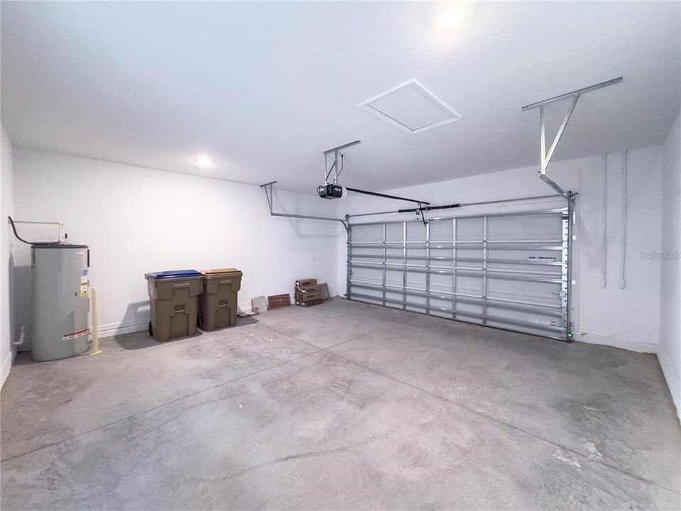 For Rent: $2,350 (3 beds, 2 baths, 1750 Square Feet)