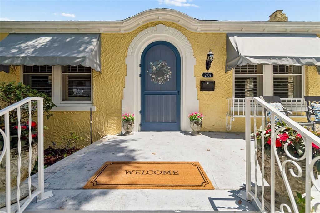 For Sale: $899,900 (3 beds, 2 baths, 1717 Square Feet)