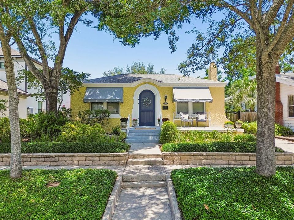 For Sale: $899,900 (3 beds, 2 baths, 1717 Square Feet)