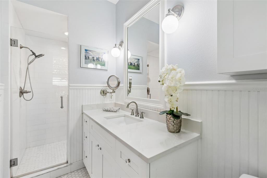 For Sale: $899,900 (3 beds, 2 baths, 1717 Square Feet)