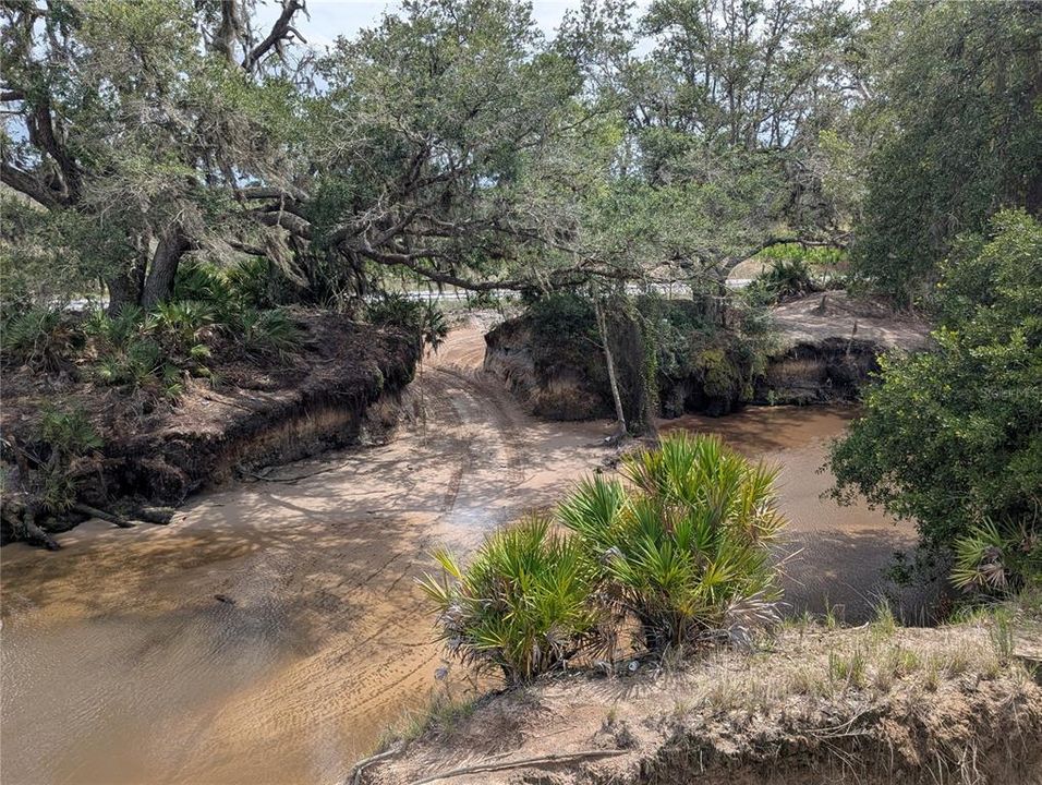 На продажу: $69,900 (2.48 acres)